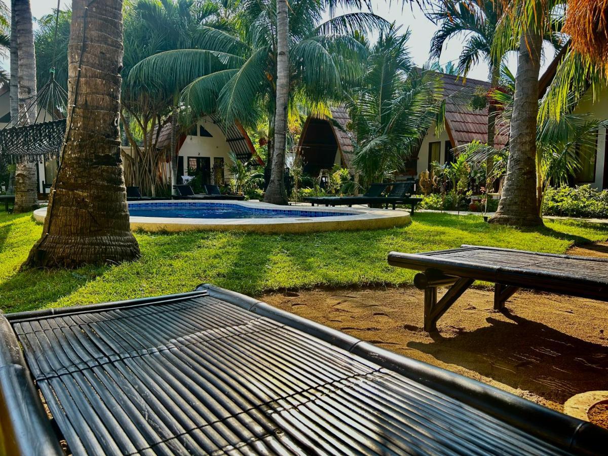 Gili Land Hotel Gili Air Exterior photo