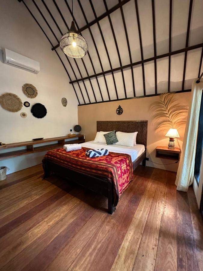 Gili Land Hotel Gili Air Exterior photo